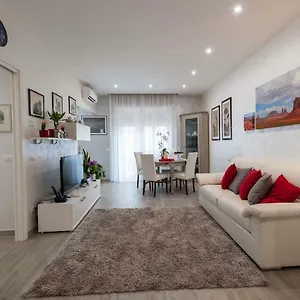 M&m House Apartment Rom